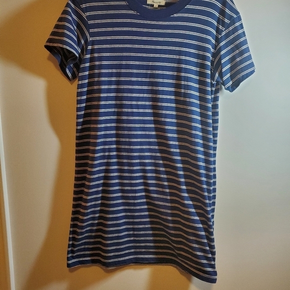 Madewell Striped Blue and White T-Shirt Dress - Picture 3 of 10